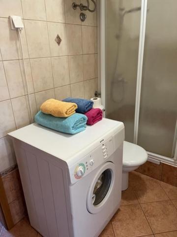Mira Daire Barbat na Rabu Dış mekan fotoğraf